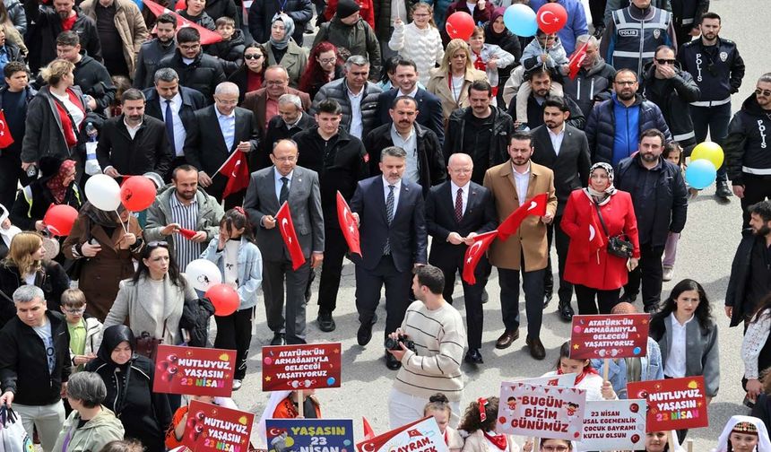 23 Nisan Bursa’da coşkuyla kutlandı