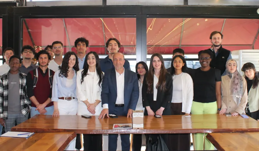 Bursalı marketçilerden üniversiteli gençlere destek