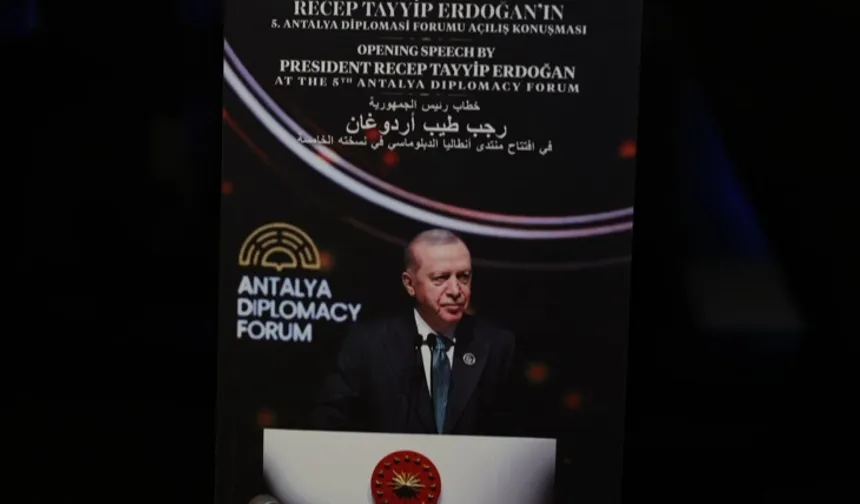 Cumhurbaşkanı Erdoğan'ın ADF konuşması kitabı 3 dilde yayında