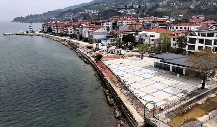 Dalga kırıcı Ulaşlı'da taşkınlarına 'dur' diyecek