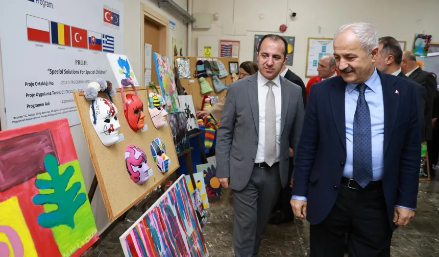 Kocaeli Gebze'de otizm farkındalığına anlamlı program