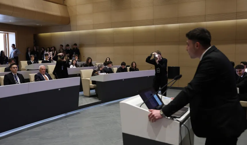 Türkiye'nin yarınları Bursa Nilüfer'de demokrasi provasında