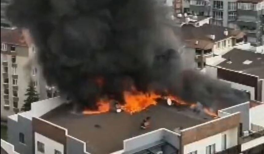 Bursa'da büyük yangın! Alevler arasında kaldılar...