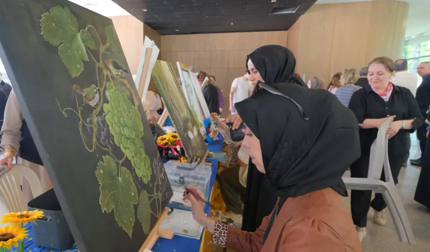 İnegöl'de İnesmek kursiyerlerinin eserleri görücüye çıktı