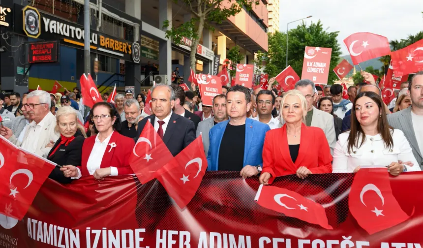 Bursa Osmangazi'de 19 Mayıs ruhu gençlerle yükseldi