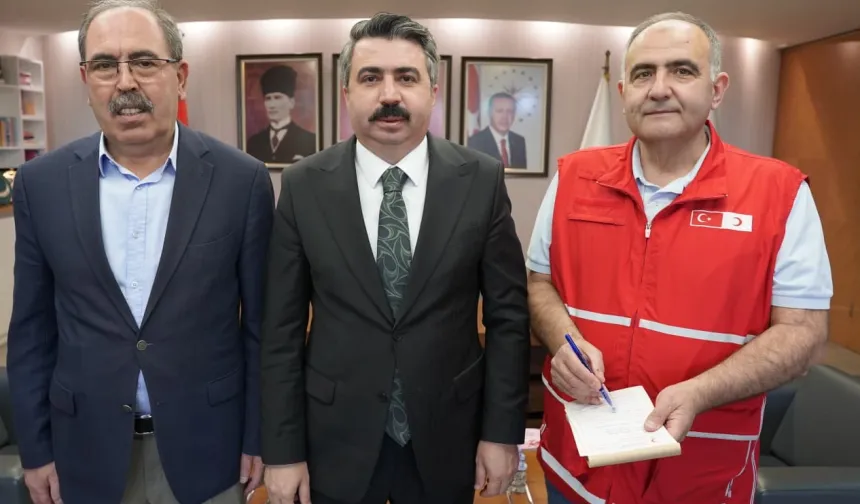 Bursa'da Başkan Oktay Yılmaz'dan anlamlı bağış