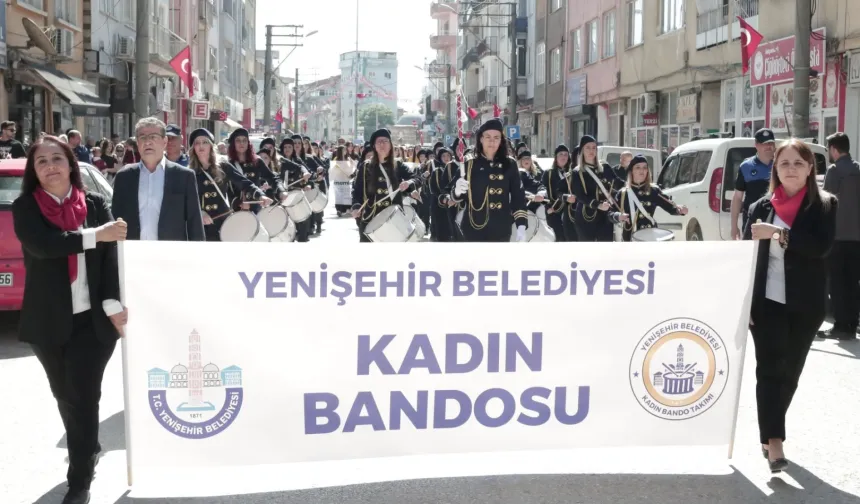 Bursa'da Yenişehir Belediyesi Kadın Bando Takımı kuruldu
