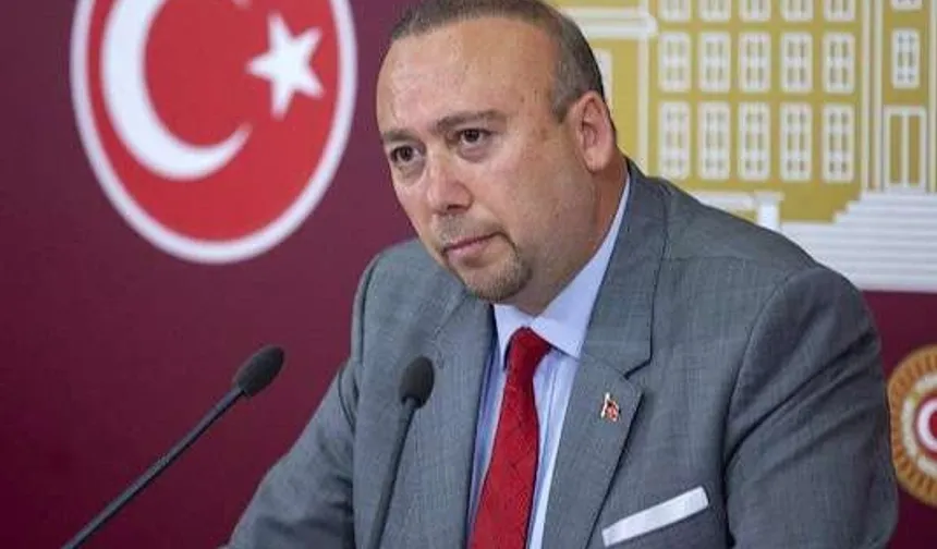 CHP Uşak Belediye Başkanı Özkan Yalım'ı ihraç etti!