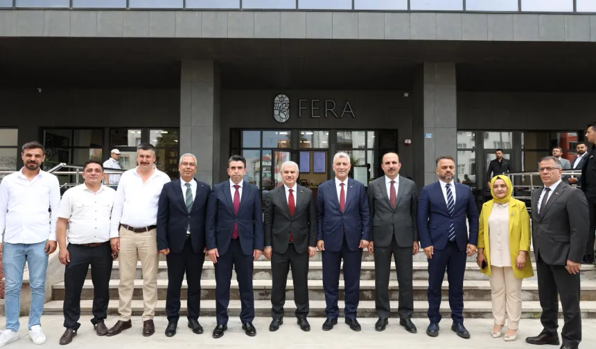 Bakan Bolat Ereğli'de Gençlik Kampüsü'nü ziyaret etti