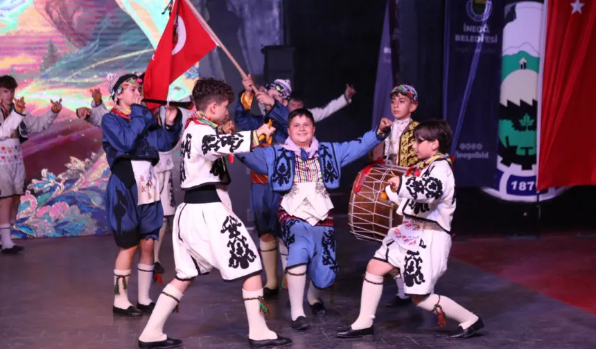 İnegöl'de Halk Dansları Topluluğu'ndan yaza merhaba