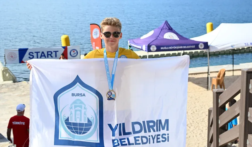 Bursa Yıldırımlı yüzücülere milli gurur