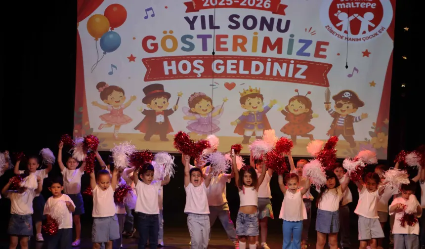 İstanbul'da Maltepe Belediyesi'nin kreşlerinde yılsonu heyecanı
