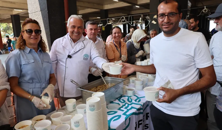 Bursa Nilüfer'de aşure geleneği sürüyor