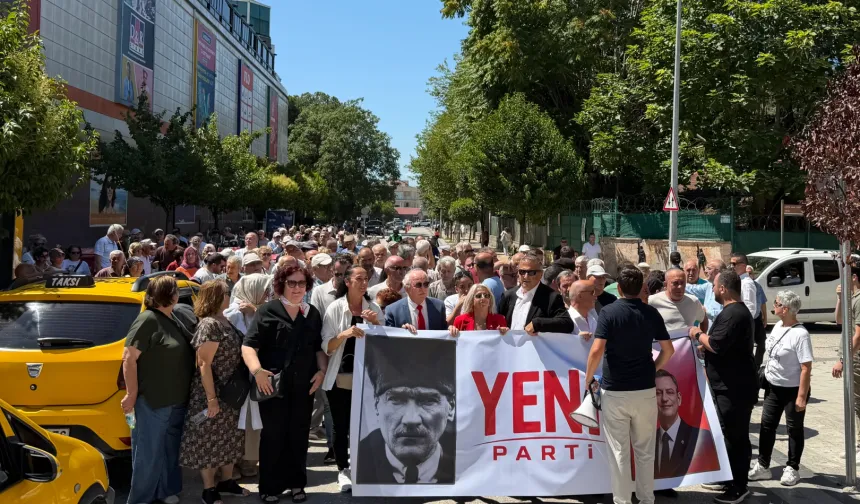 Düzce'de CHP teşkilatından toplu istifa