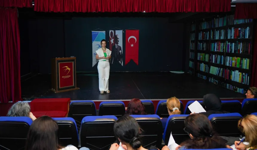 İstanbul Beylikdüzü'nde muhasebe eğitimi sertifika töreni