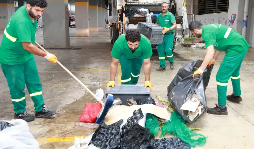 Bursa Osmangazi'de pazarlardan aylık 600 ton atık toplanıyor