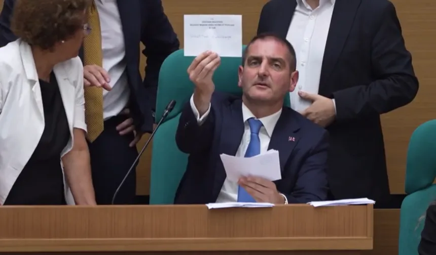 Üsküdar'da Başkan Vekili seçimi krizi! Geçersiz oy tartışması çıktı