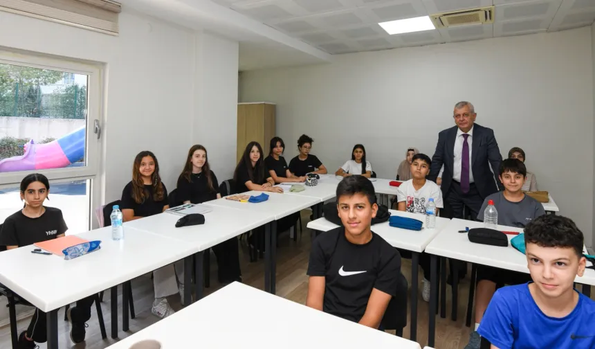 Bursa Osmangazi'de Yetenek Evleri'nde ders zili yeniden çaldı