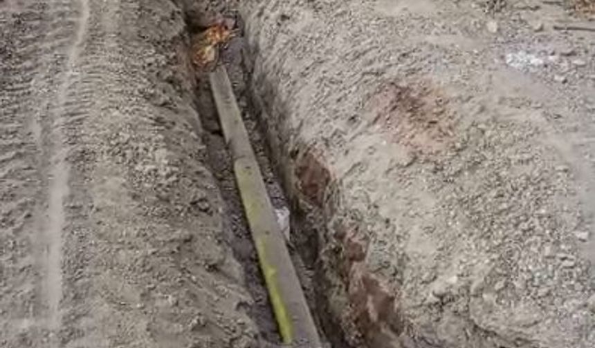 Doğalgaz hattı kazısı sulama borularına zarar verdi iddiası
