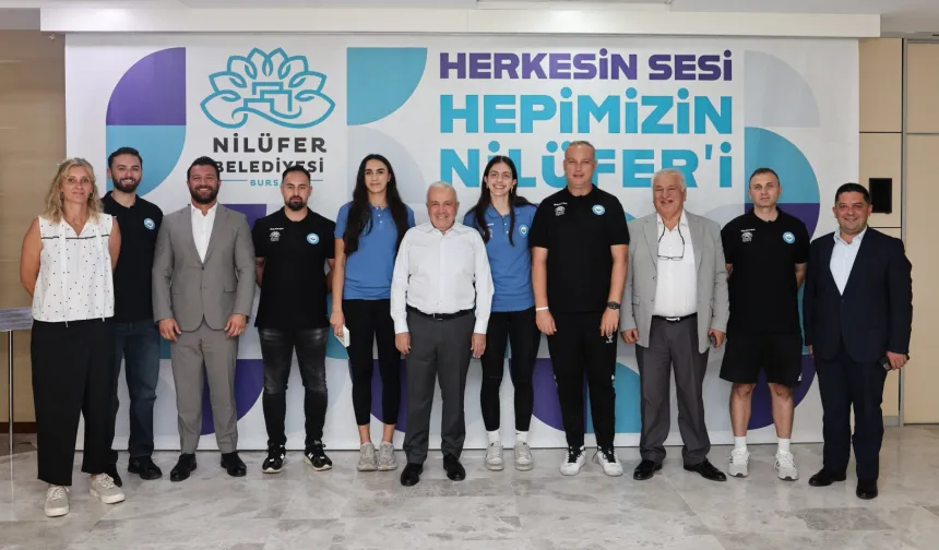 Nilüfer Belediyesporlu milli sporculara Başkan Özdemir'den tebrik