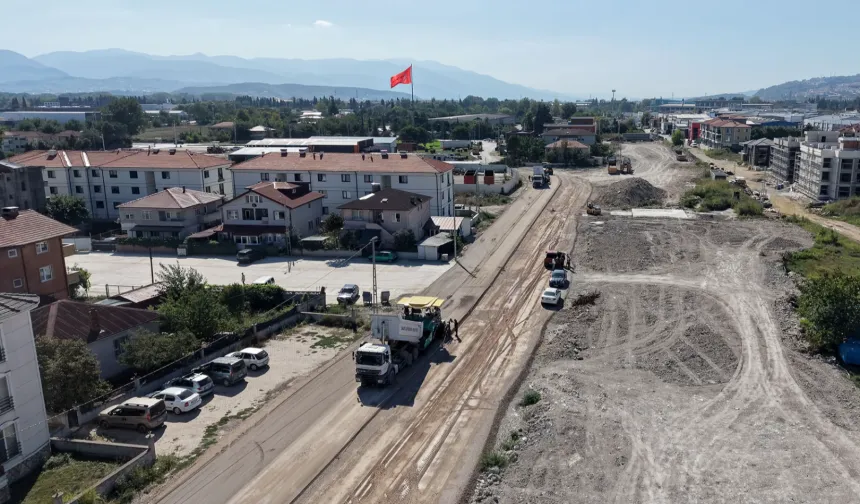 Sakarya'da Hanlı-OSB arası duble yolda çalışmalar hızlandı