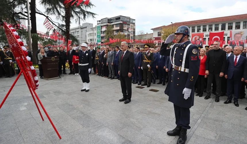 Bursa'da 29 Ekim törenleri başladı