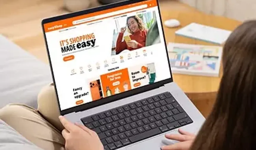 Stelios, easyJet ile havayolu sektörünü ele geçirmişti... Şimdi de online alışveriş devlerine meydan okuyor
