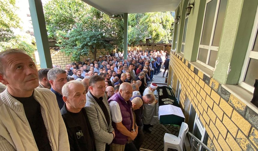 Talip Solak son yolculuğuna uğurlandı