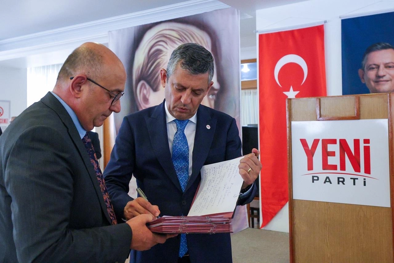 SİYASET