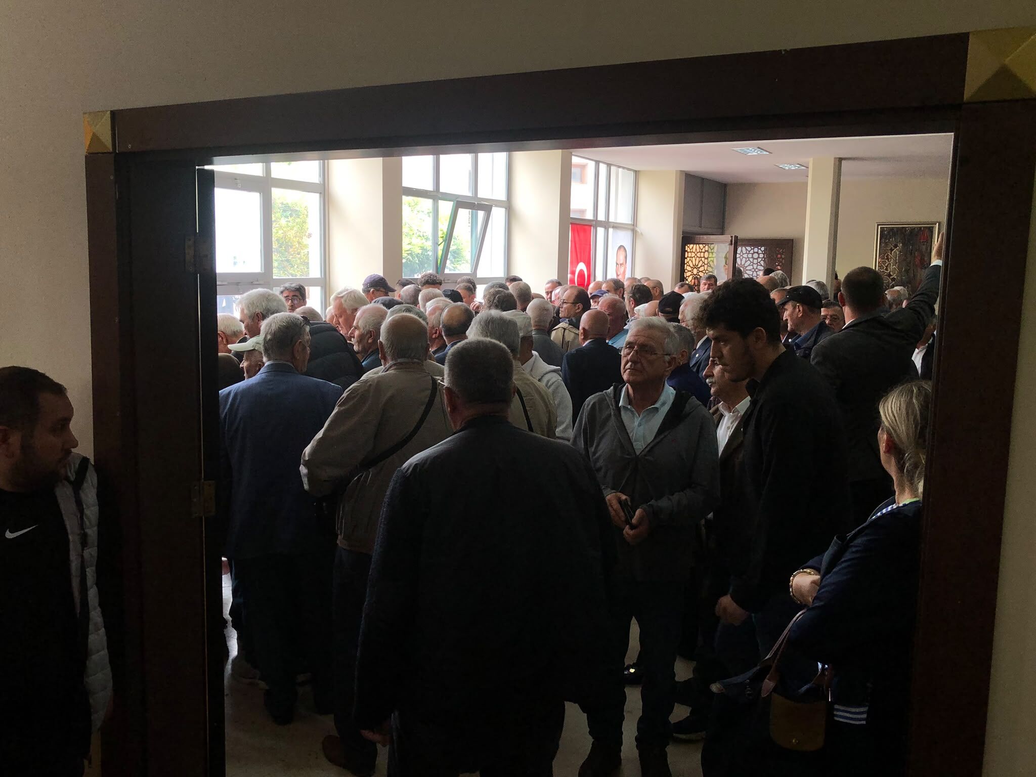 İnegöl Yeni Partide ön seçim bitti! Üyeler yeni başkanı belirledi