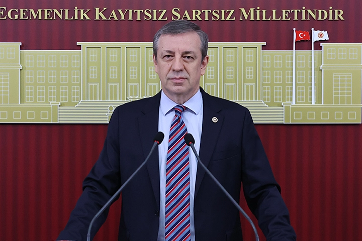 SİYASET