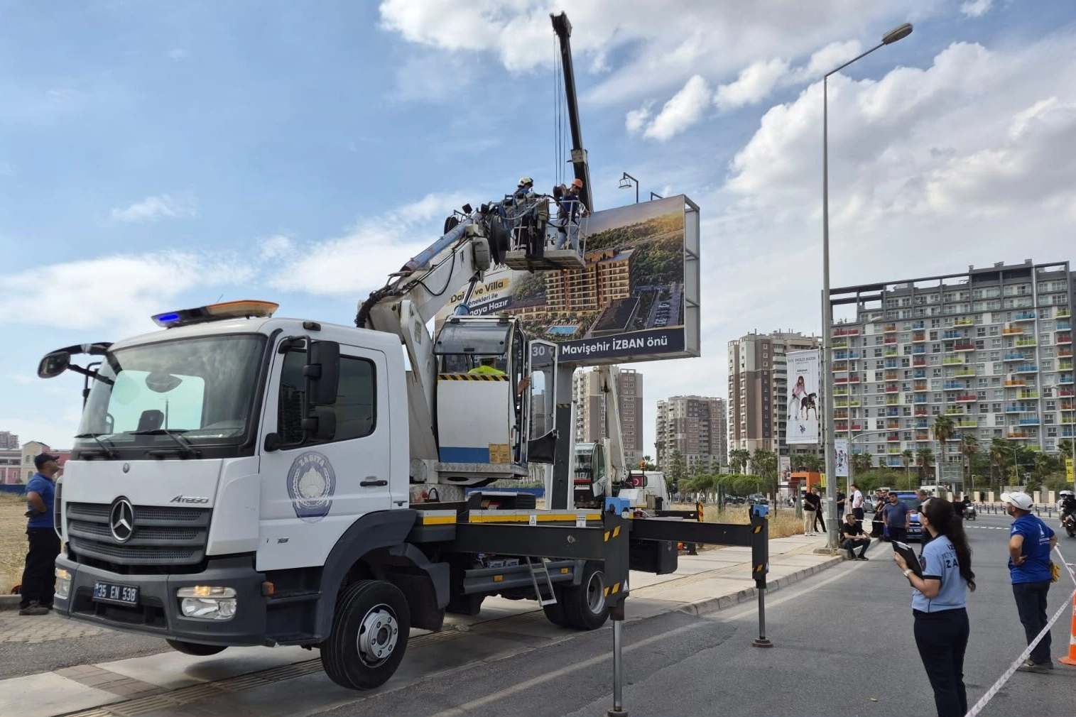İzmir Büyükşehir'den Karşıyaka açıklaması: O işlemler aylar önce başlatıldı