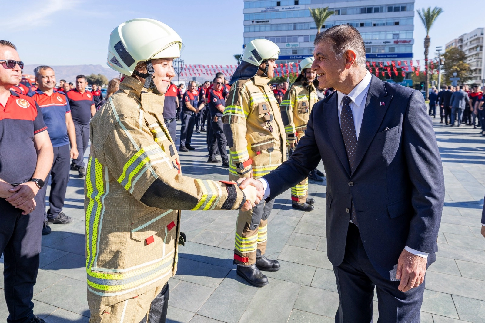 İzmir'de İtfaiyecilik Haftası kutlandı