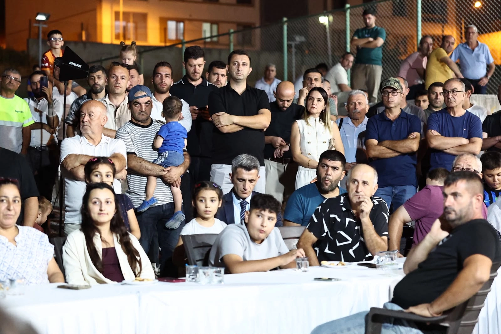 Manisa Akgedik'te Başkan Dutlulu sorunları dinledi