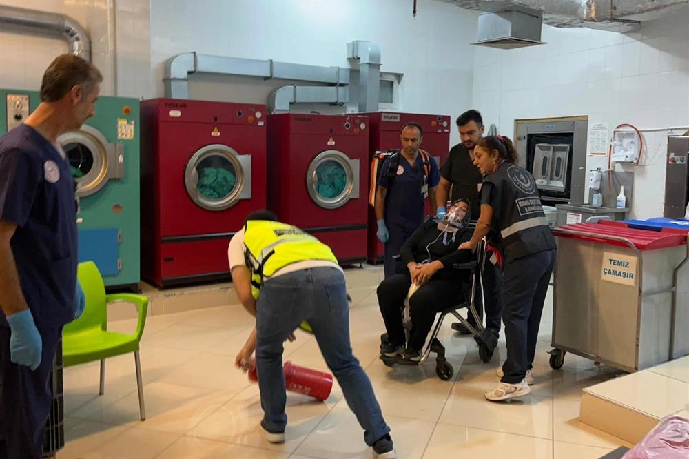 Mudanya Devlet Hastanesi'nde yangın ve tahliye tatbikatı yapıldı