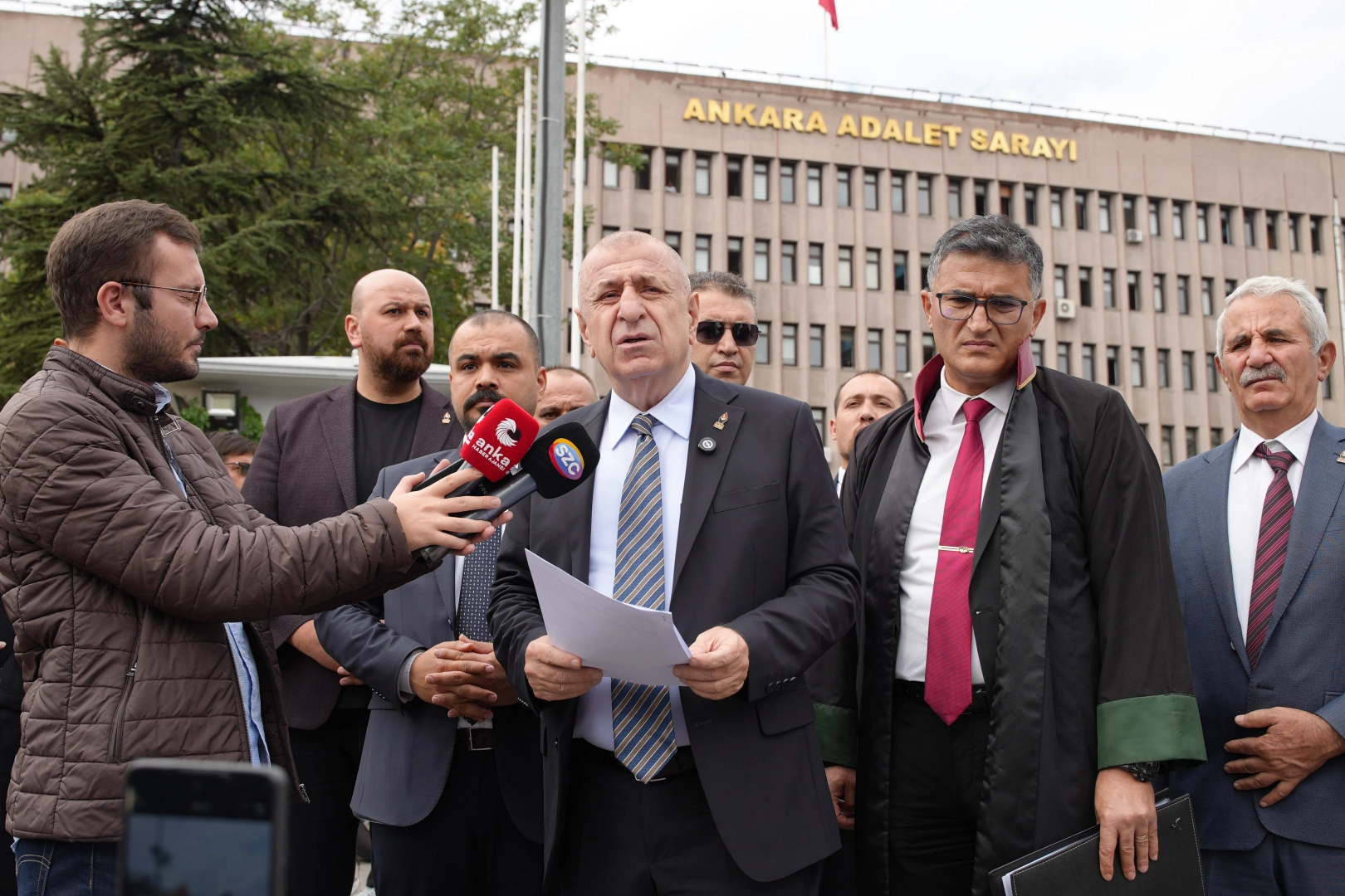 SİYASET