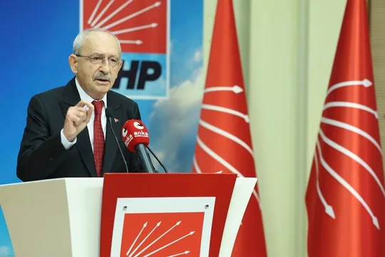 SİYASET