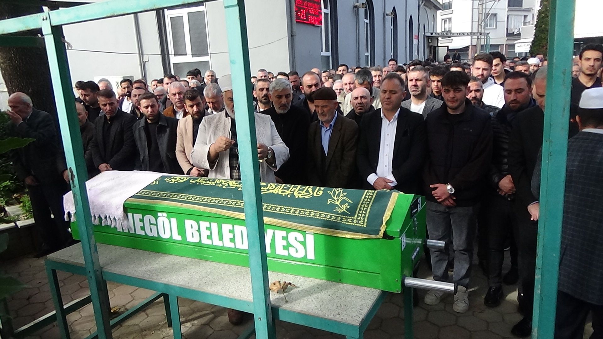 Fatih Cenaze 1